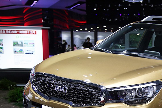 上海车展丨起亚KX7的颜值还能吸引到你么？