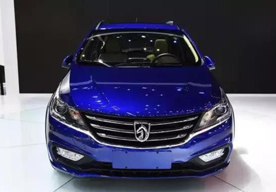 全球最便宜旅行车，超大空间，后排塞冰箱，来自中国