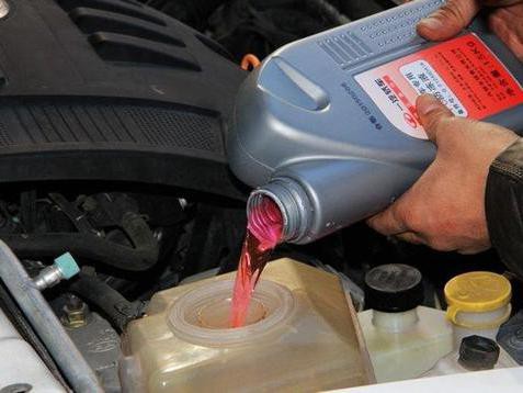 为什么防冻液会有不同颜色，能混加吗