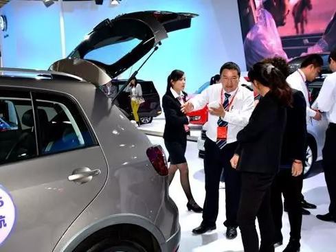 必懂！一年之中这个时候买车最吃亏！