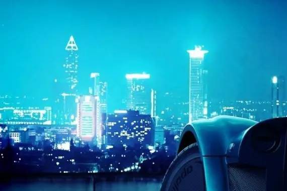 点评车展上的汽车黑科技：炫酷的多实用的少