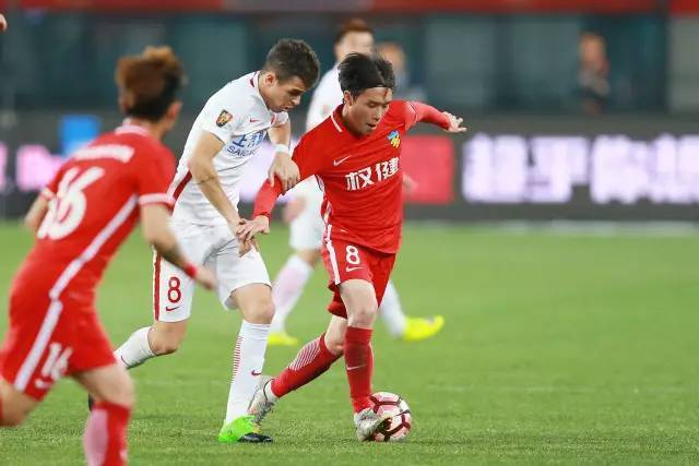 被挑剔的BTV解说员赞口不绝,看张修维自己怎