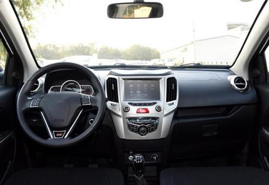 看看这些内饰，你可能就合资自主傻傻分不清楚了