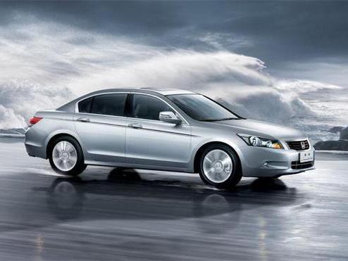 本田雅阁2.0跟2.4怎么去选择展开话题