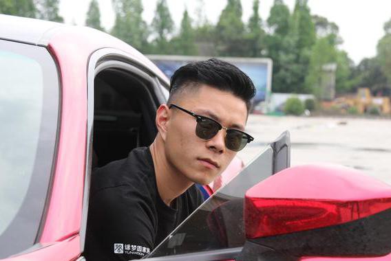 漂移的谢老师：漂移是种“失控”的乐趣