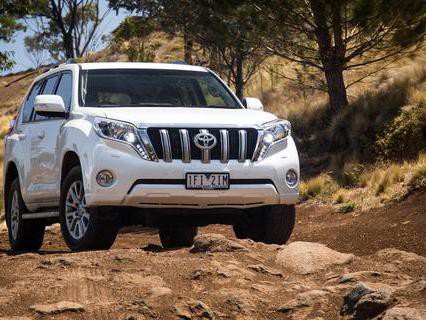 难得一见的2017款中东版丰田霸道4000实车赏析