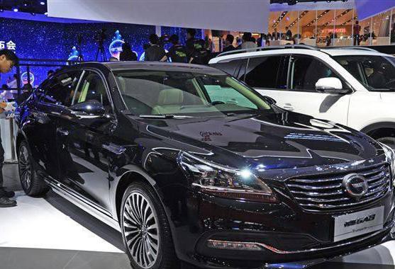 雅阁算啥，这台旗舰比A6L还大，才14万就有30万配置