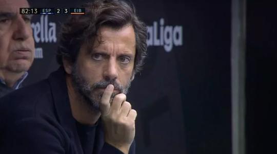 西班牙人后卫是苏亚雷斯上辈子情人,送礼助巴