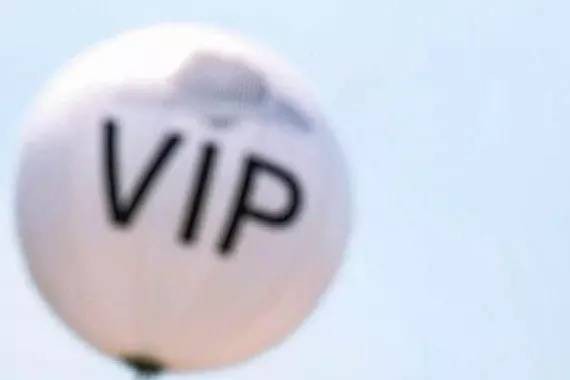 汽车圈 | 一夜上海终生误，帝豪GS和草莓的完美邂逅