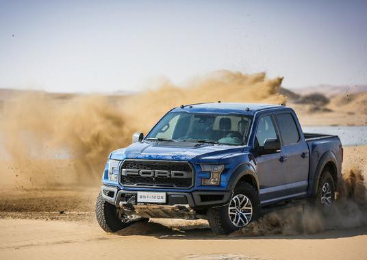 皮卡又拉货、又载客，为什么国内就是卖不动？