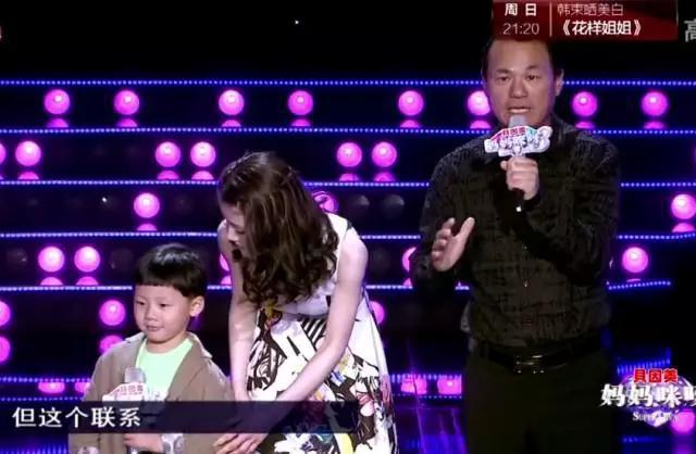 他36岁恋上9岁女孩 等10年娶为妻子 这就是爱情!