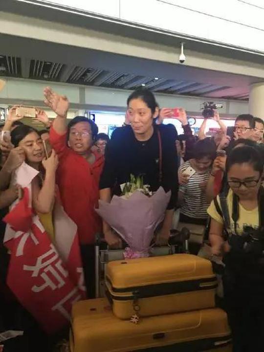 央视的反射弧有点长,朱婷在土超半年了,才想起