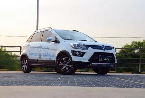 全程空调火力全开 北汽EX260纯电续航实际能有多远