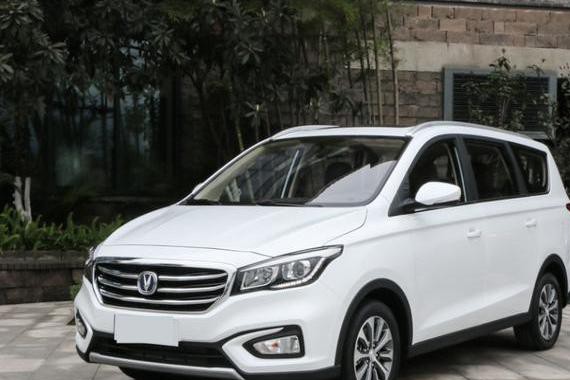 宝骏730的铁饭碗悬，这车卖6万，比730更适合年轻人