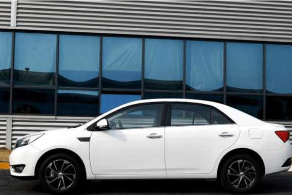 众泰新车下线, X前脸美腻了! 仅6万起售