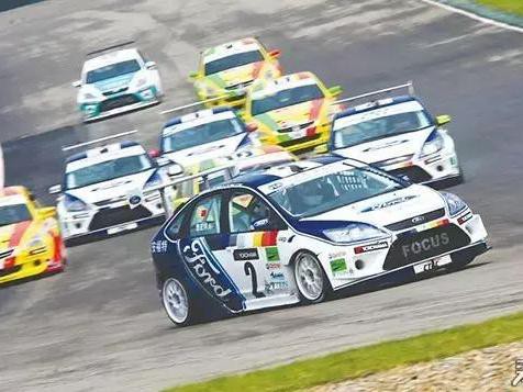 喜欢性能车的看过来！福克斯2017CTCC限量版上市了