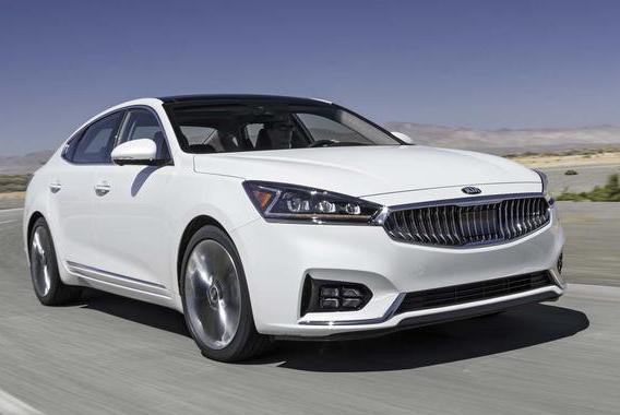 车身比宝马7系还长，前脸比奥迪A8还帅，却只卖30万