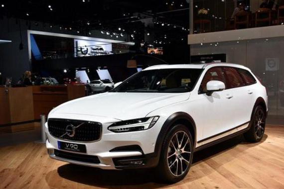 沃尔沃V90是标杆？2.0T+8AT加跑车设计，已超越标杆