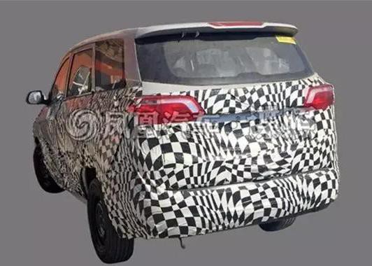 宝骏全新7座SUV，长得跟大五菱一毛一样...