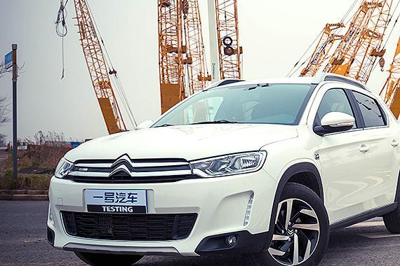 三缸照样满足你 雪铁龙C3-XR手动挡评测