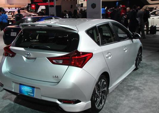 好炫的两厢版卡罗拉 ，你会爱上的一款车吗