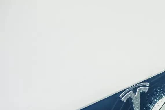 Top Gear找了这些豪车与特斯拉Model X对决