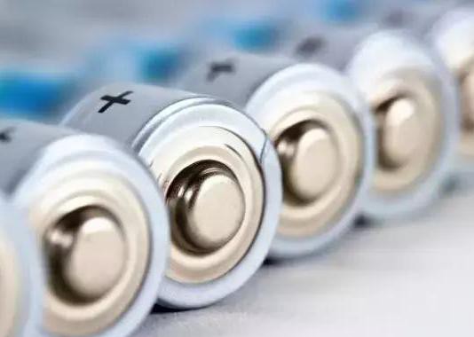 想了解纯电动汽车？一定要读懂“电池能量密度”