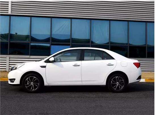 众泰Z300的改款车型Z360于明日上市