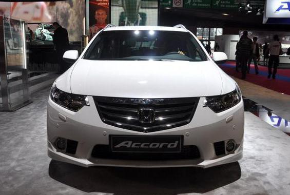 7座的典范，SUV都没它坐着舒适，24万称雄B级车