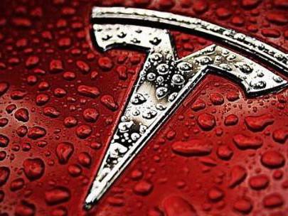 用二郎神兵器当车标，是比亚迪和特斯拉眼中钉？