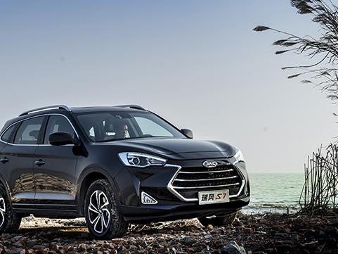 奔驰设计、配置逆天的中型SUV，还未上市就卖10万？