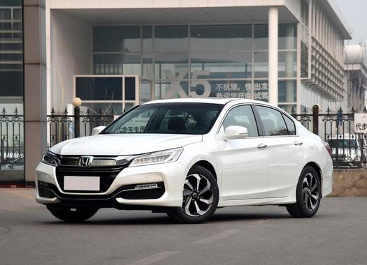 凯美瑞对比雅阁，谁才是日系中级车的王者