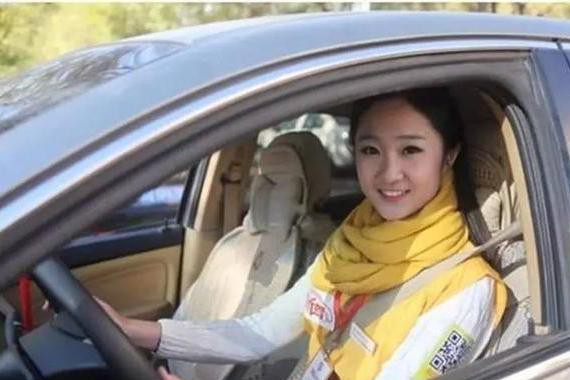 汽车媒体人和普通消费者坐网约车有什么区别？