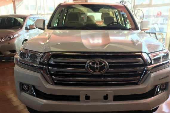 酷路泽4000与途乐Y62性能大比拼到底该如何抉择