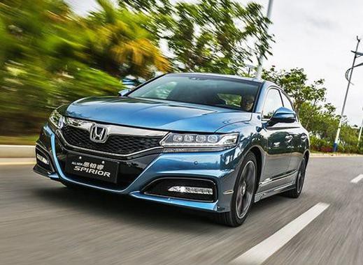 东本思铂睿代表了本田“脑残粉”的最高信仰