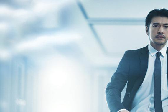 比刘德华还帅，身价不输郭富城，座驾仅十多万！