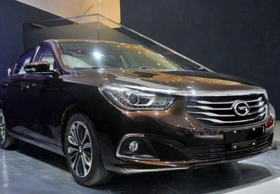 比卡罗拉大一圈，外形不输博瑞，前后独悬9万出头