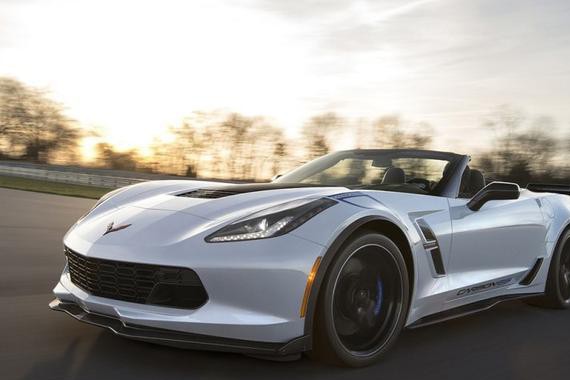 只卖日本，科尔维特实力碾压意式跑车，80万就有声浪