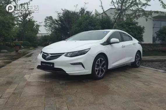 湖边邂逅“美丽” 探桩途中偶遇VELITE 5