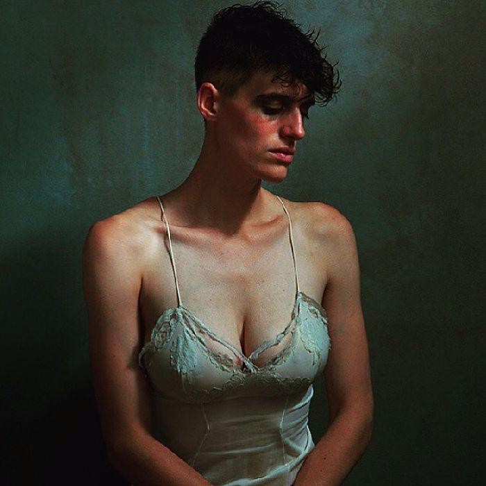 雌雄同体的她,竟被数千万网友支持:性别不存在!