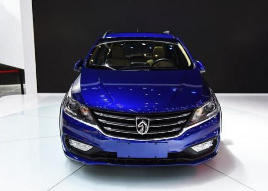 四万不到起售？宝骏310W能把五菱宏光拉下神坛吗？