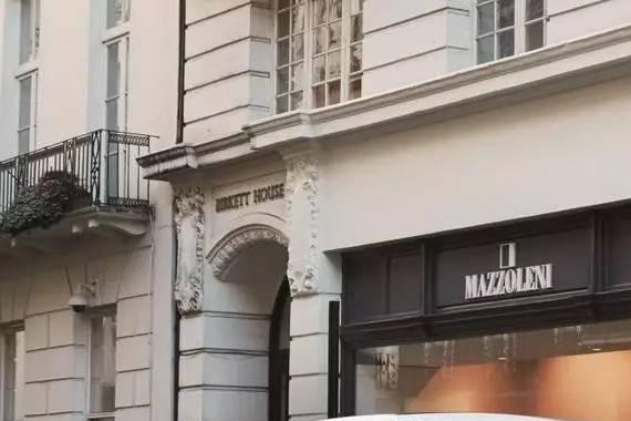 全新路虎极光谍照曝光 仍靠颜值一招难以翻身