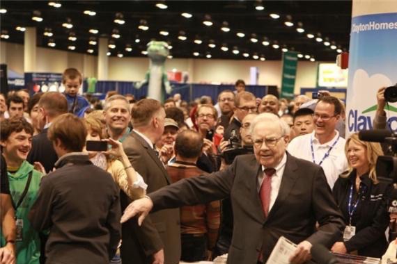 巴菲特年会再谈比亚迪、自动驾驶：中国寻找机会