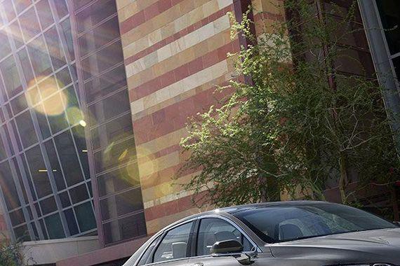 这些“低价”豪车最唬人 装逼撑场子全得靠它们！