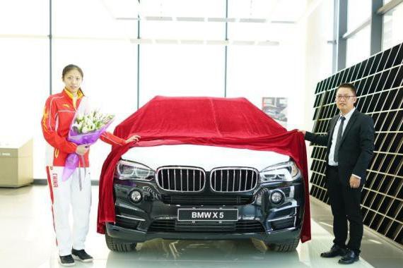 宝马X5为啥受奥冠欢迎，中东BMW X5比中规好太多