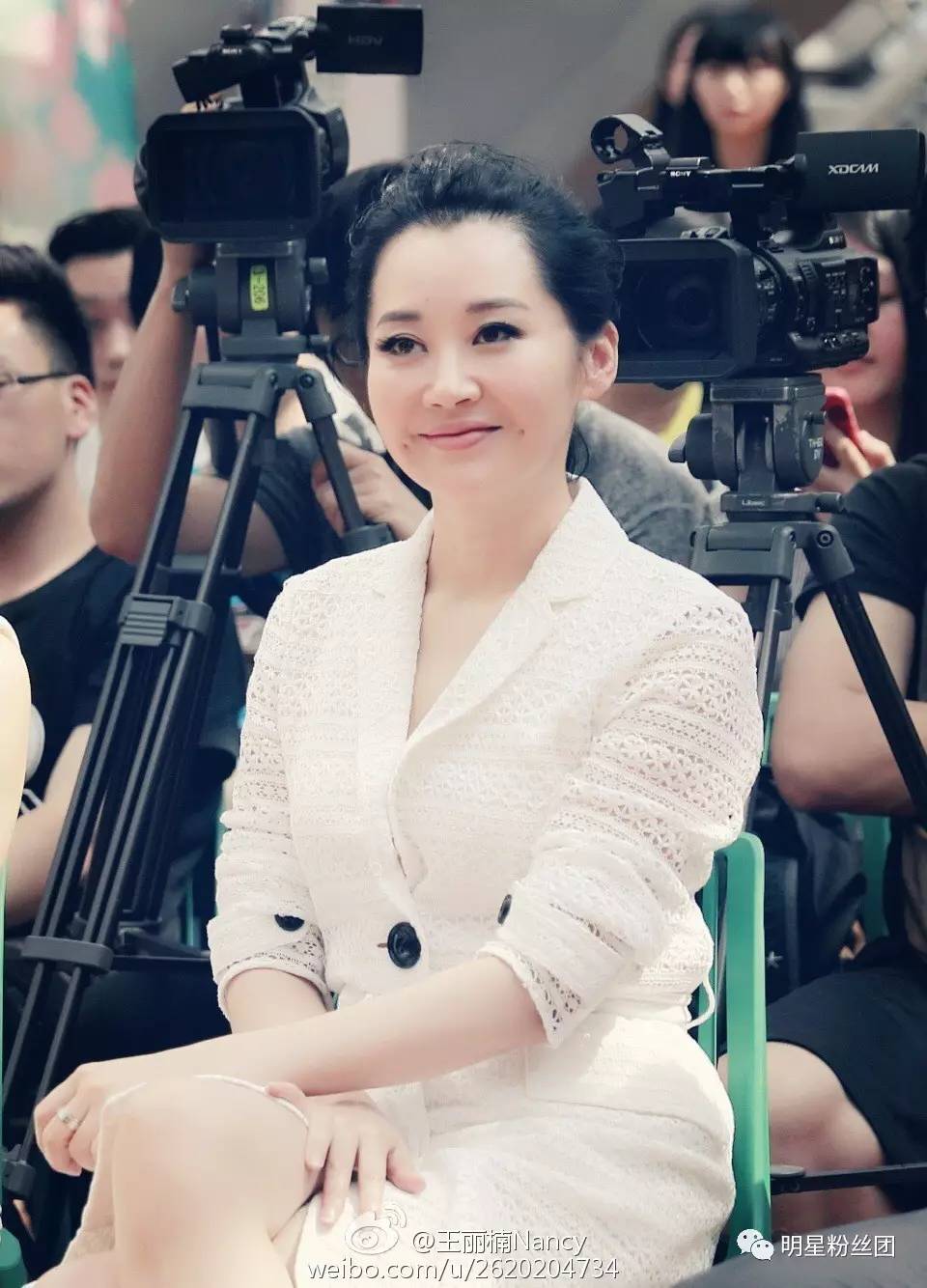 网友集体向许晴道歉,你还站在郑爽和宁静那边吗?