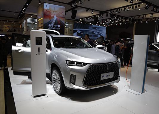 不看好新能源汽车的魏建军，悄悄注册了6款混动商标