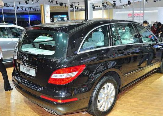 明星大老板用的保姆车，你也买得起，只是得聘司机