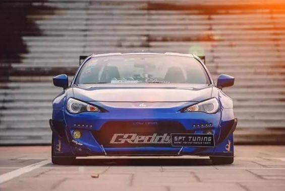 一瘦遮百丑？这几个胖子可以帅你一脸！