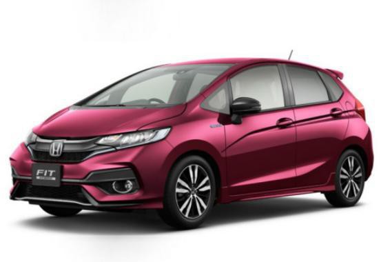 新款飞度6月底将亮相，神车党该疯狂还是叹息